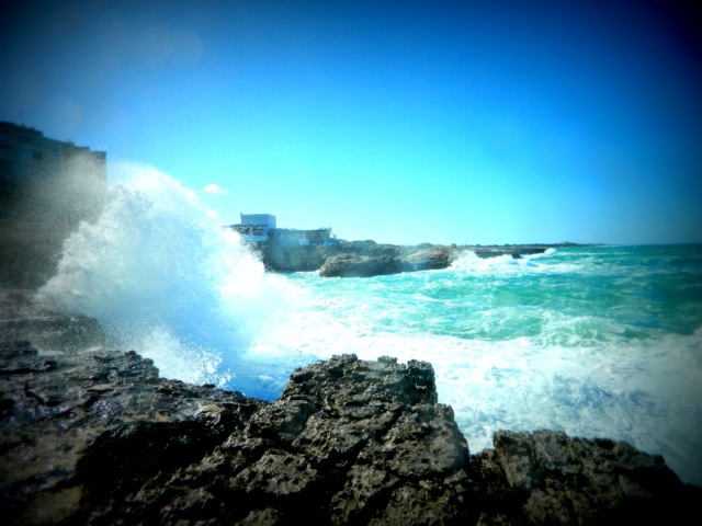 wave splashing Polignano a Mare